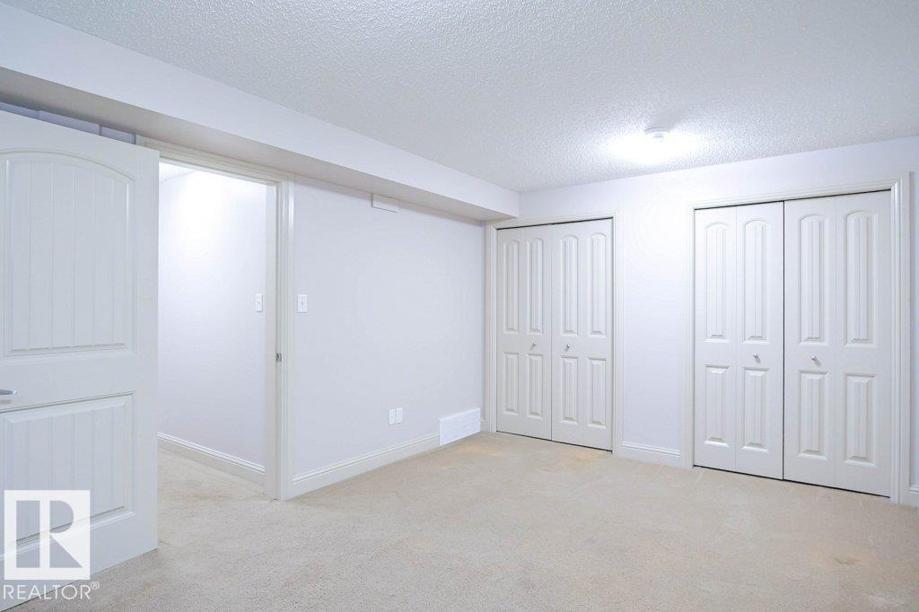 Photo 14 of 2119 28 St Nw, Edmonton AB