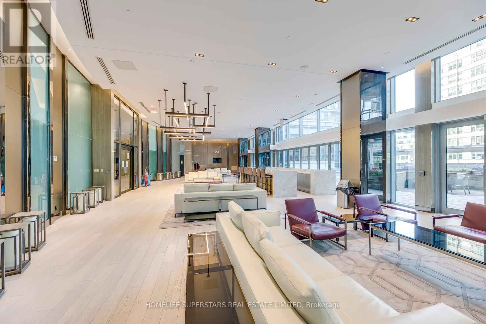Photo 21 of 1012 98 Lillian Street, Toronto ON