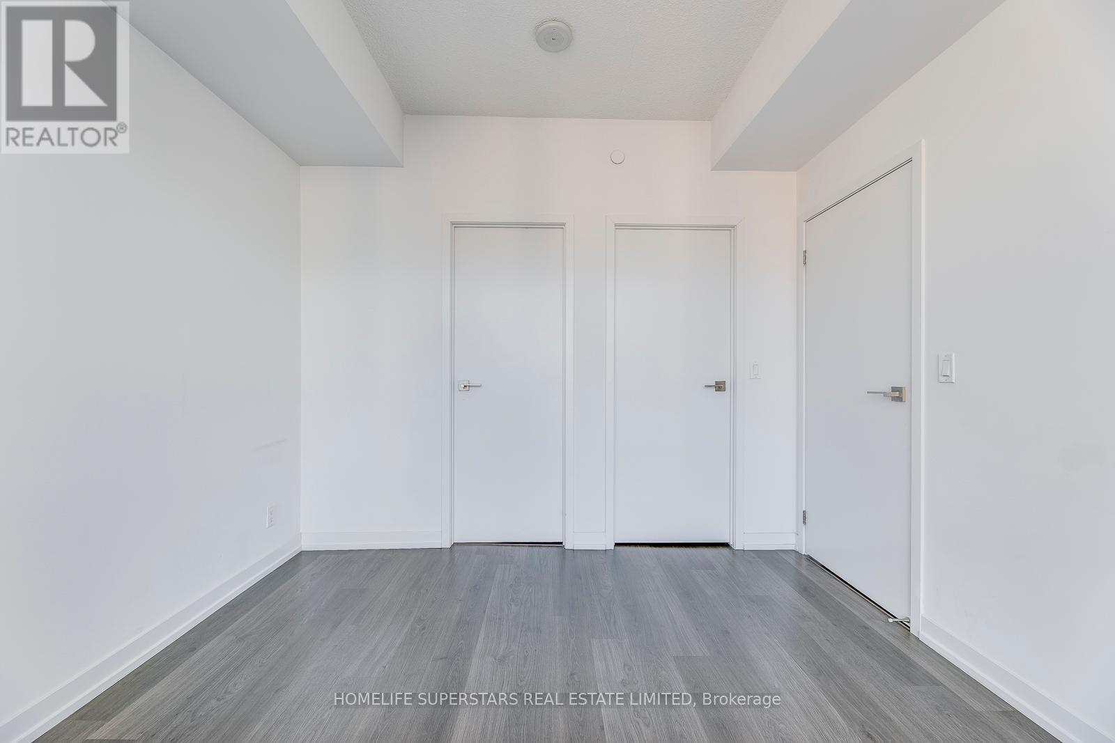Photo 10 of 1012 98 Lillian Street, Toronto ON