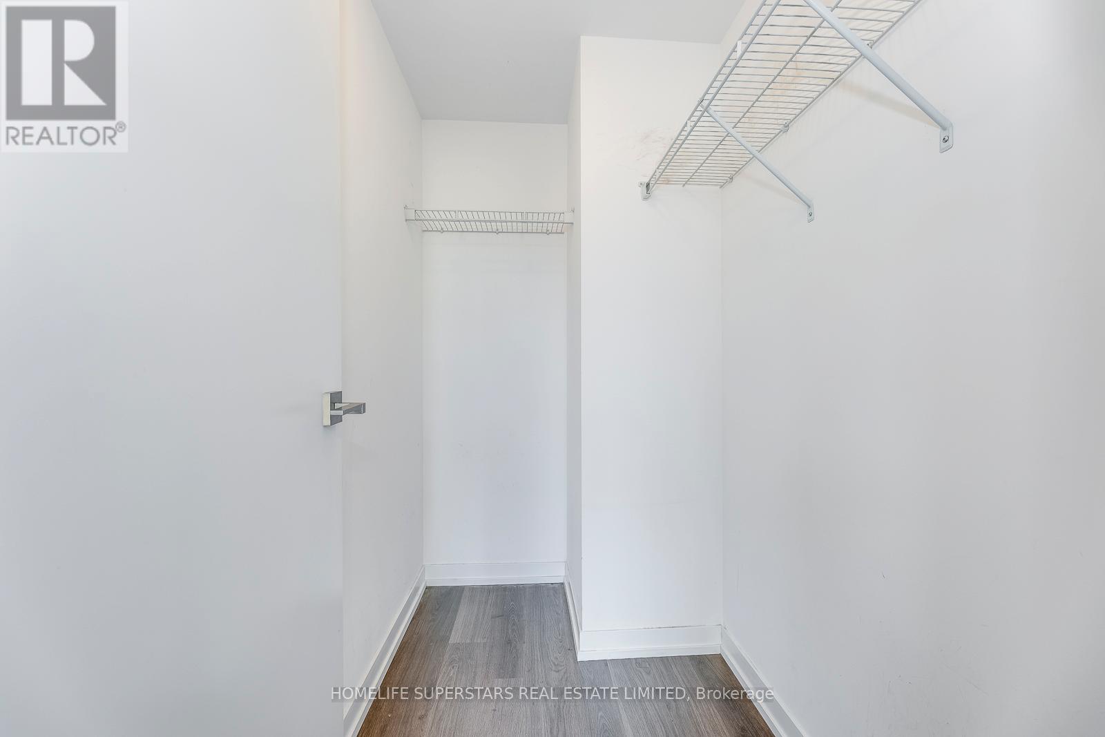 Photo 12 of 1012 98 Lillian Street, Toronto ON