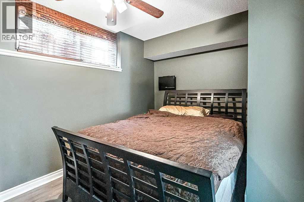 Photo 35 of 521 Westmount Close, Okotoks AB