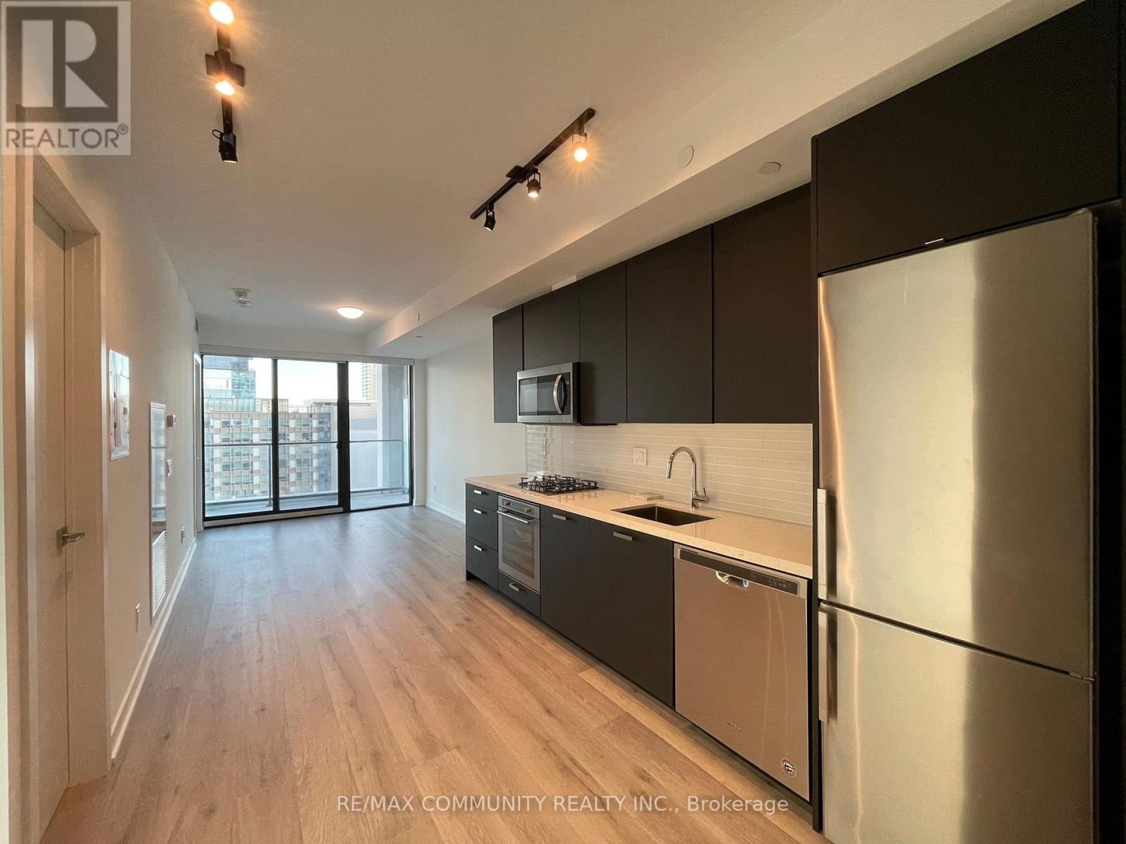Photo 10 of 1004 55 Ontario Street, Toronto ON