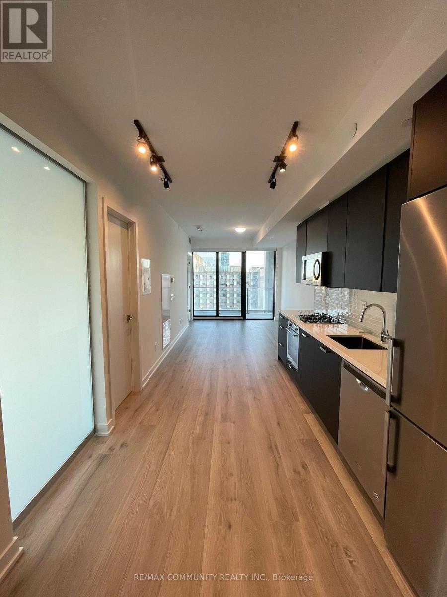 Photo 6 of 1004 55 Ontario Street, Toronto ON