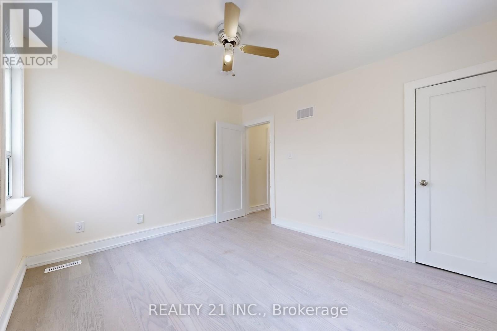 Photo 13 of 98 Natal Avenue, Toronto ON