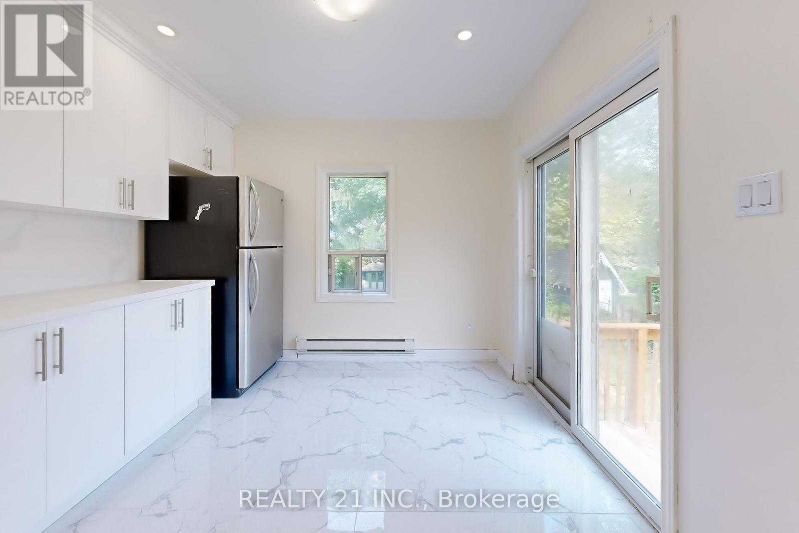 Photo 14 of 98 Natal Avenue, Toronto ON