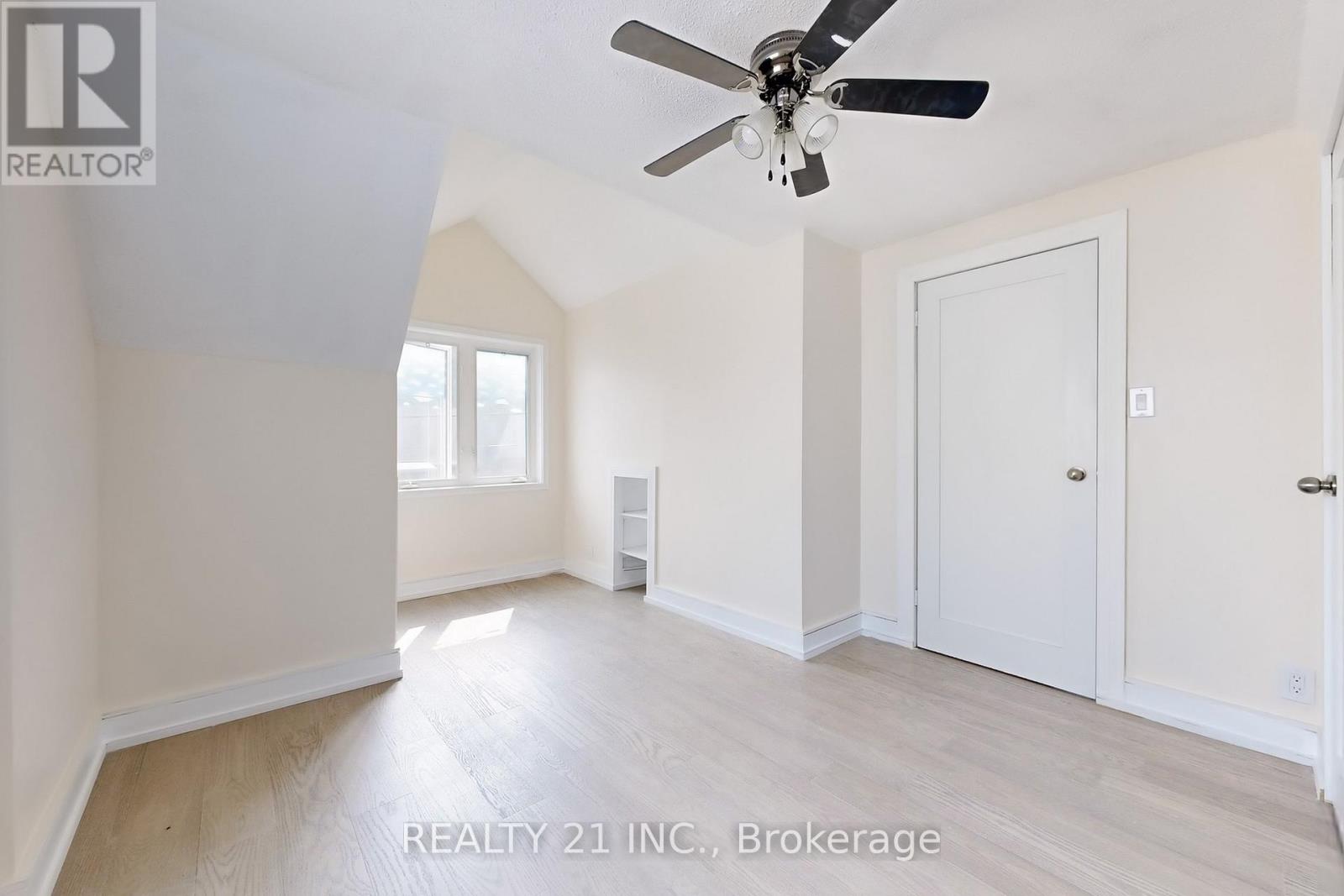 Photo 23 of 98 Natal Avenue, Toronto ON