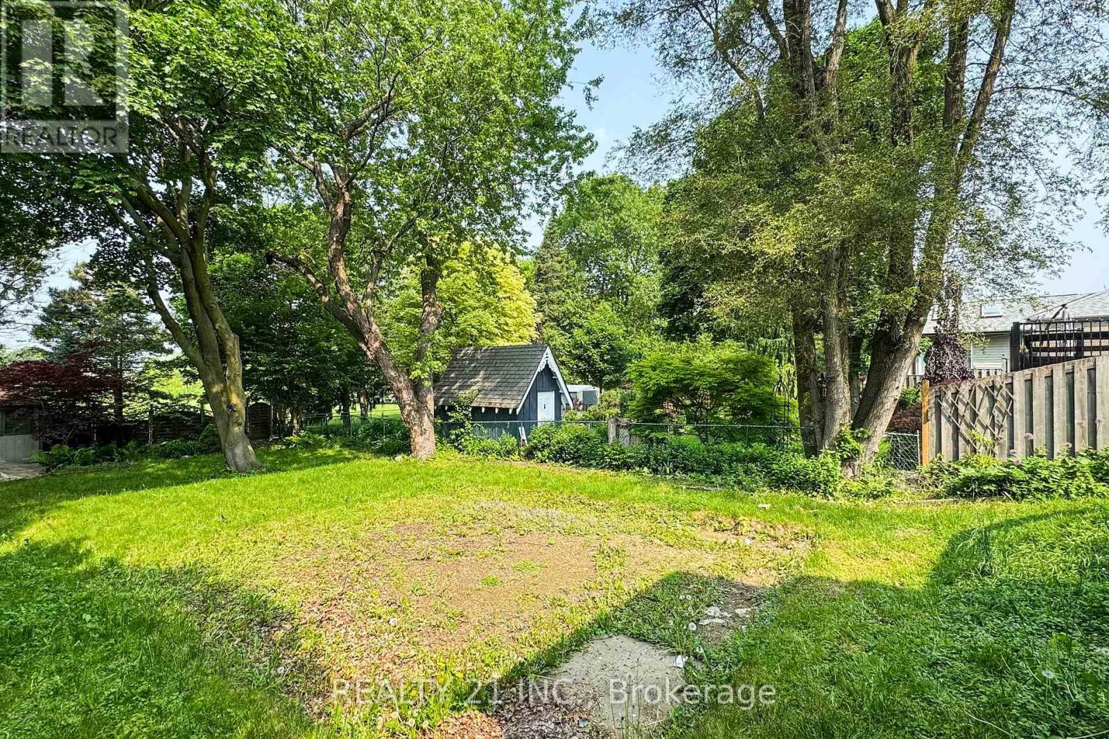 Photo 41 of 98 Natal Avenue, Toronto ON