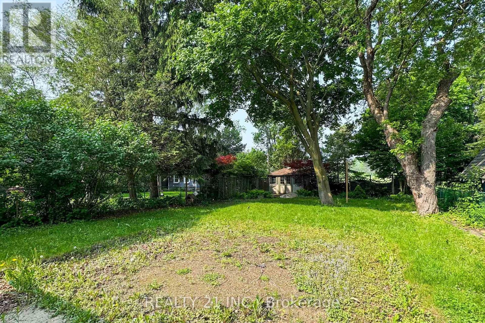 Photo 42 of 98 Natal Avenue, Toronto ON