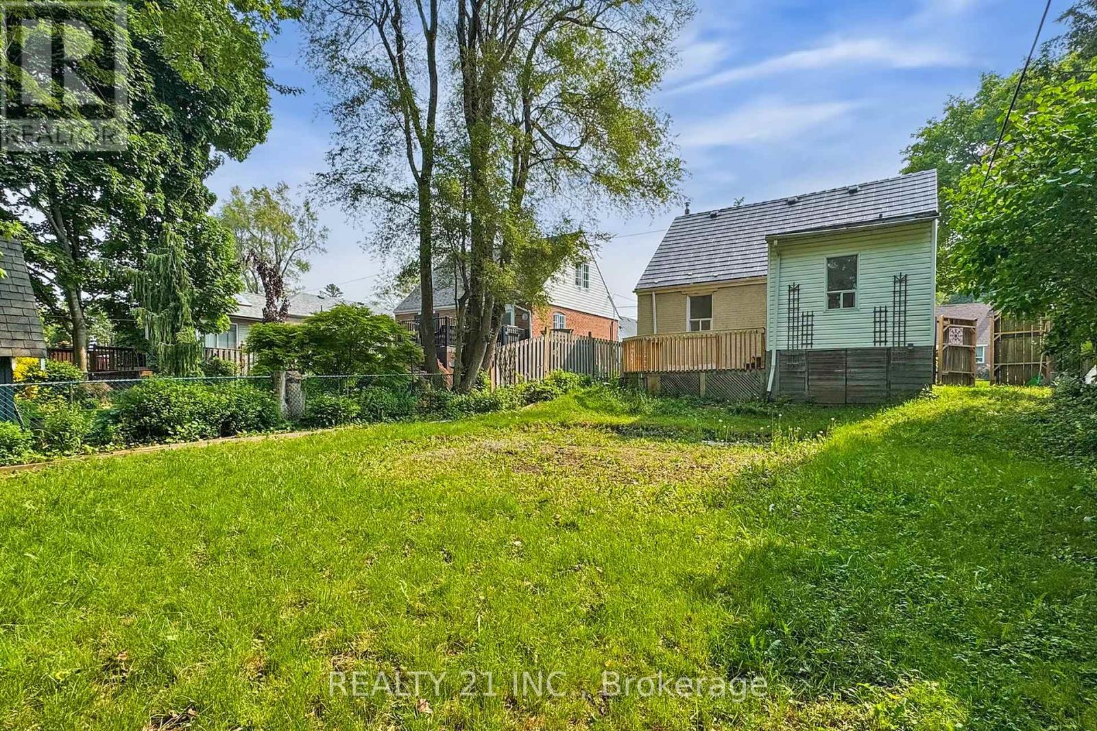 Photo 45 of 98 Natal Avenue, Toronto ON