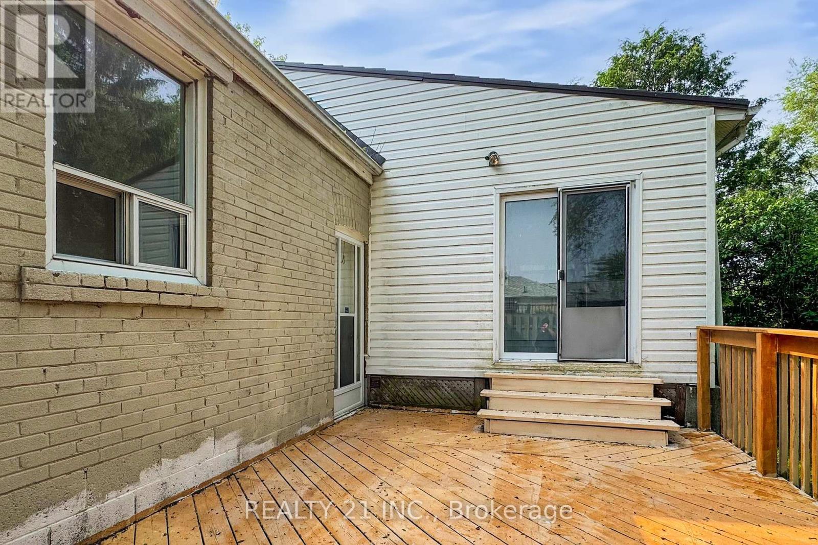Photo 46 of 98 Natal Avenue, Toronto ON