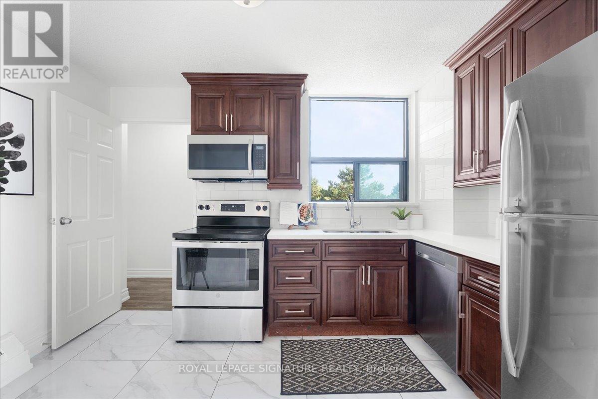 Photo 9 of 315 100 Wingarden Court, Toronto ON