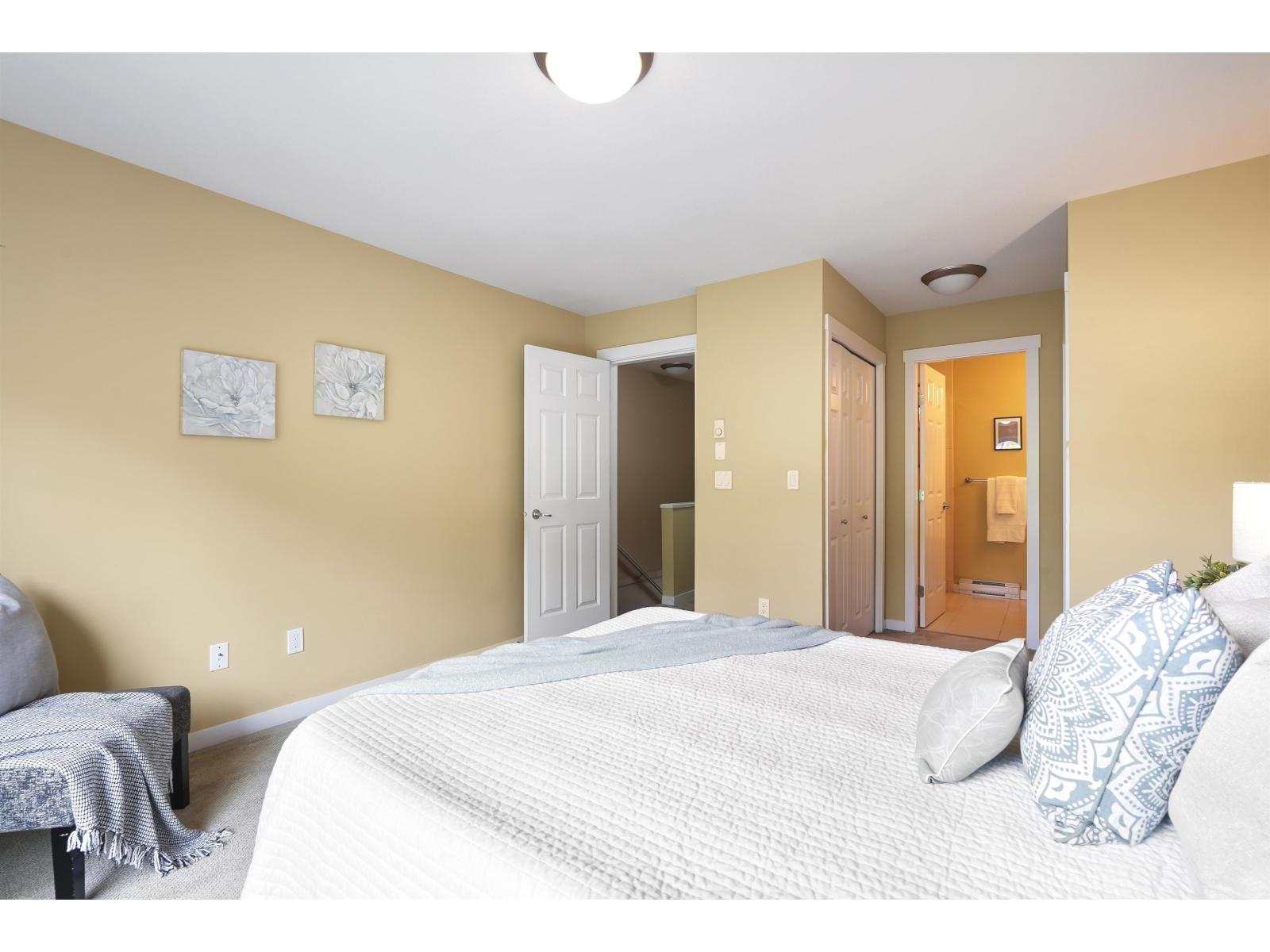 Photo 22 of 55 3009 156 Street, Surrey BC