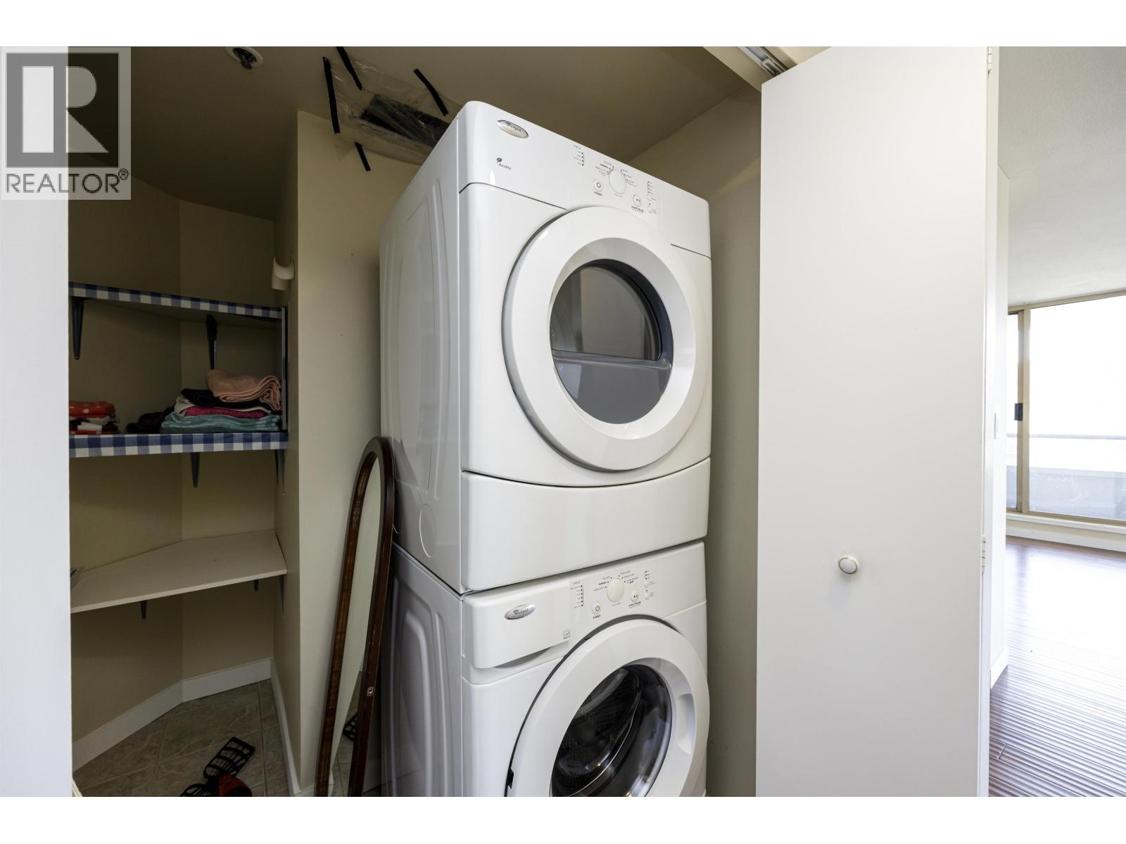 903 738 FARROW STREET, Coquitlam