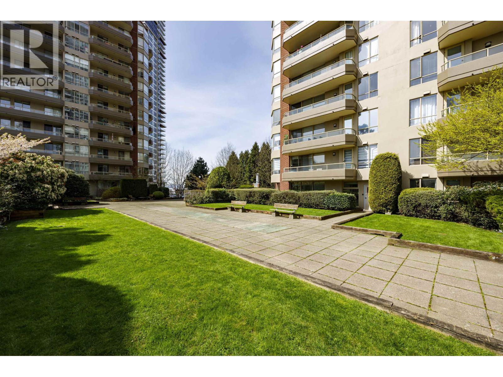 903 738 FARROW STREET, Coquitlam