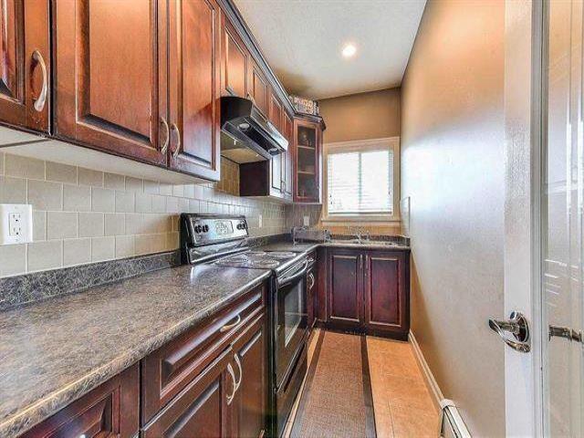 Photo 12 of 14681 78 Avenue, Surrey BC