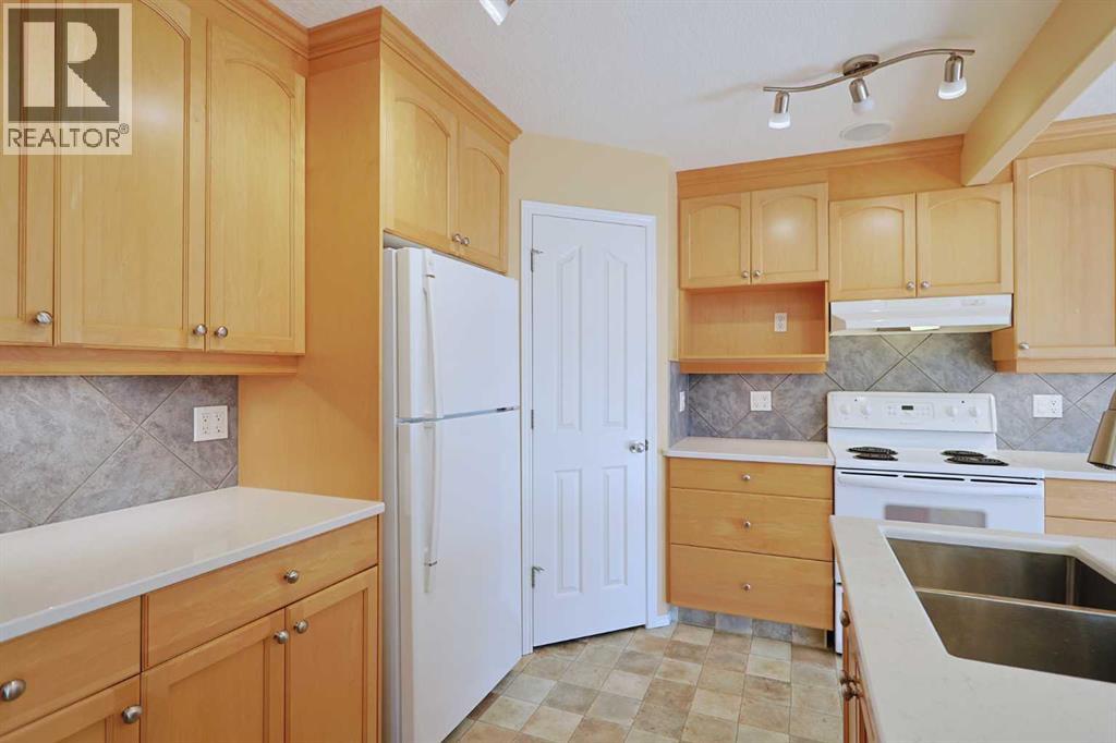 Single Family House for Sale in  Royal Birch Circle NW Royal Oak Calgary 