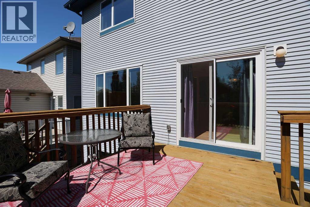 Single Family House for Sale in  Royal Birch Circle NW Royal Oak Calgary 