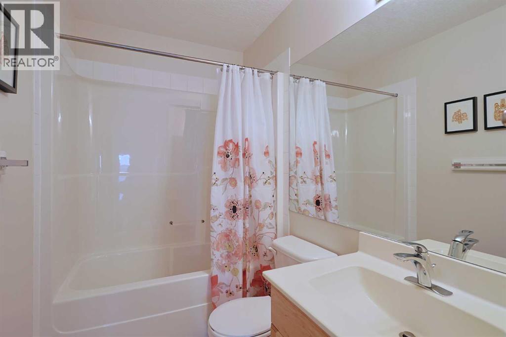 Single Family House for Sale in  Royal Birch Circle NW Royal Oak Calgary 