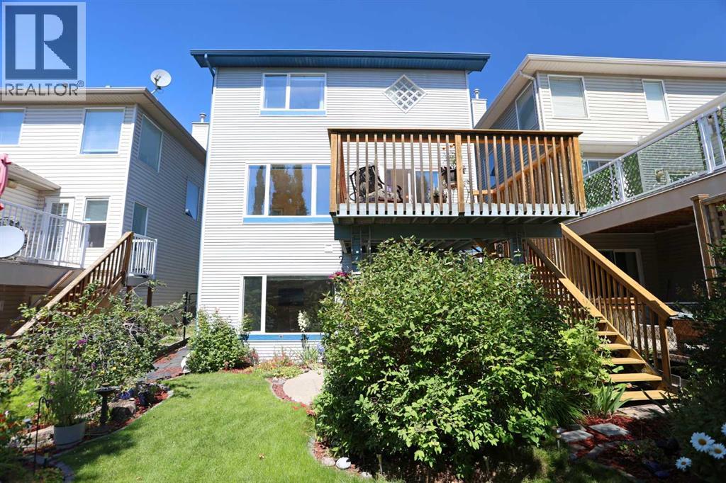 Single Family House for Sale in  Royal Birch Circle NW Royal Oak Calgary 