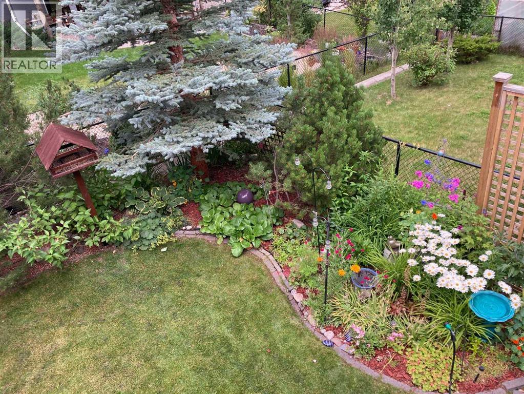 Single Family House for Sale in  Royal Birch Circle NW Royal Oak Calgary 