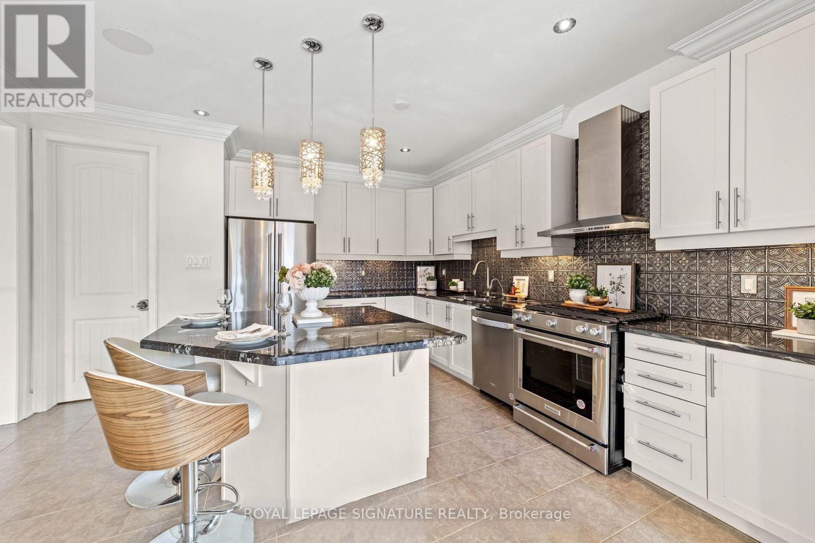 Photo 10 of 280 Ruhl Drive, Milton ON
