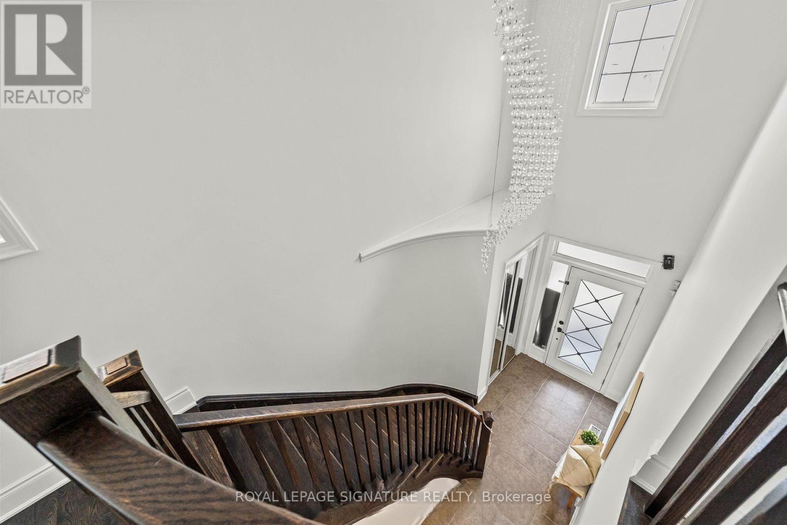 Photo 25 of 280 Ruhl Drive, Milton ON