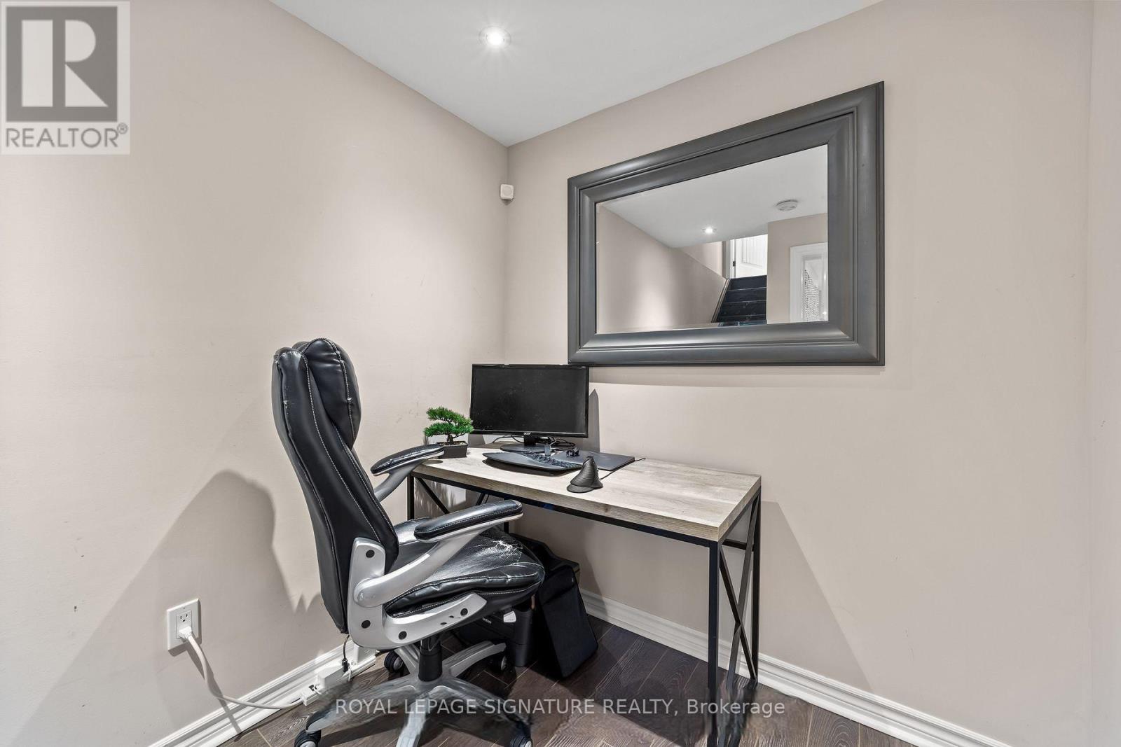 Photo 33 of 280 Ruhl Drive, Milton ON