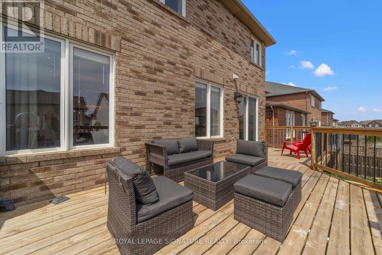 Photo 37 of 280 Ruhl Drive, Milton ON