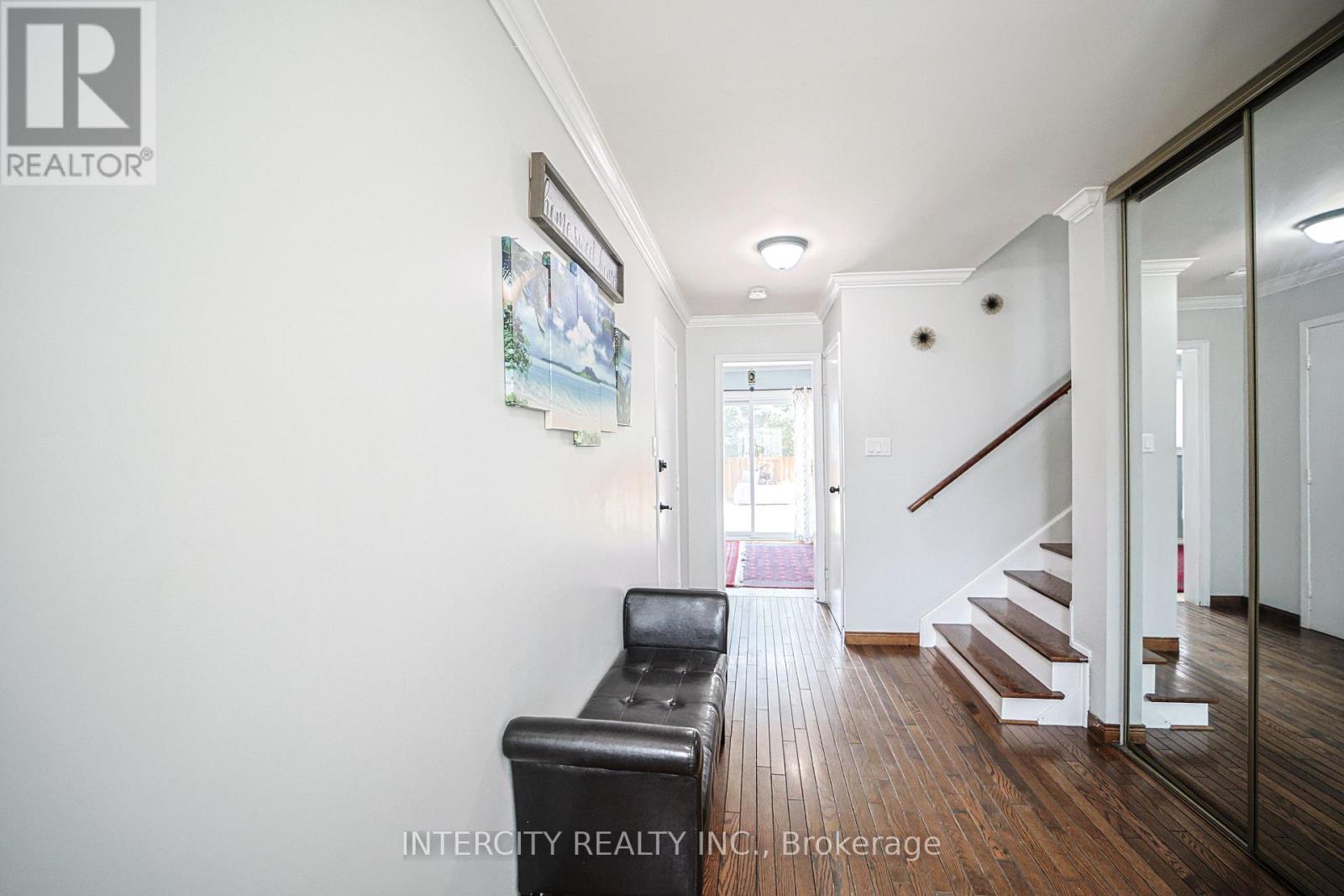 Photo 24 of 24 Grovetree Place, Brampton ON