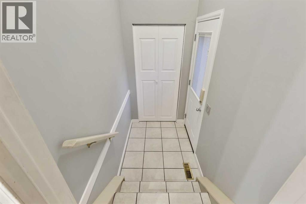 Single Family House Bi-level for Sale in  Whitehorn Road NE Whitehorn Calgary 