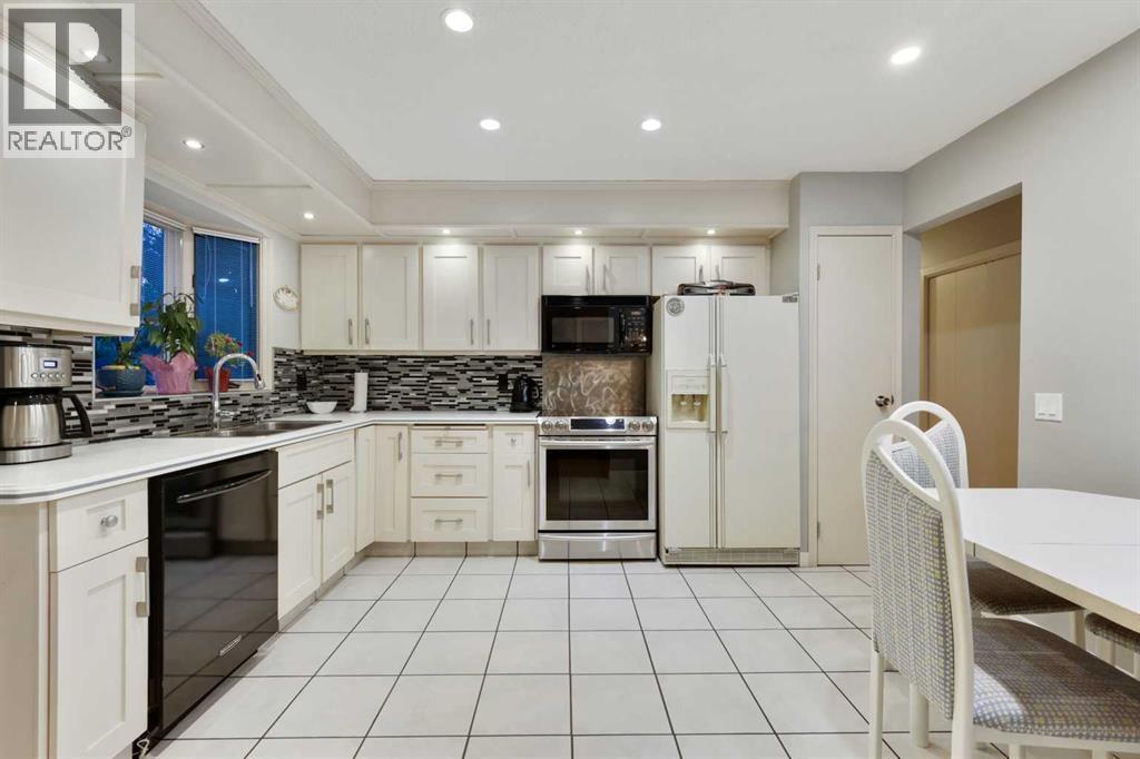 Single Family House Bi-level for Sale in  Whitehorn Road NE Whitehorn Calgary 