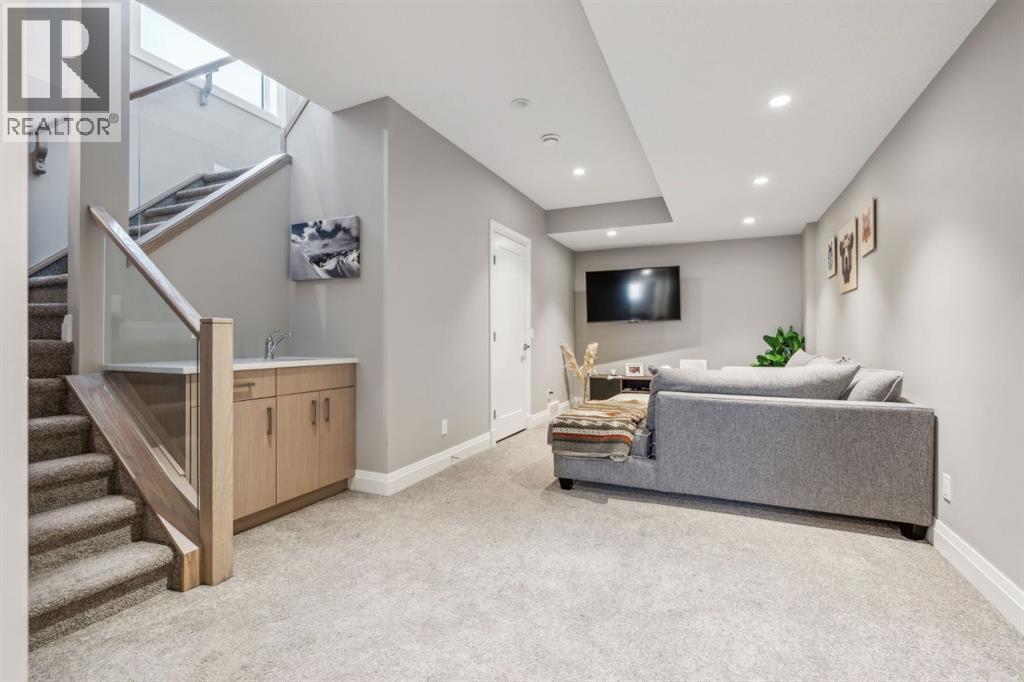 Single Family House for Sale in   Street NE Bridgeland/Riverside Calgary 