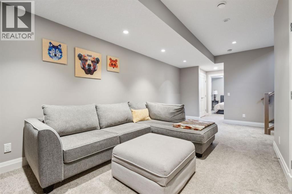 Single Family House for Sale in   Street NE Bridgeland/Riverside Calgary 
