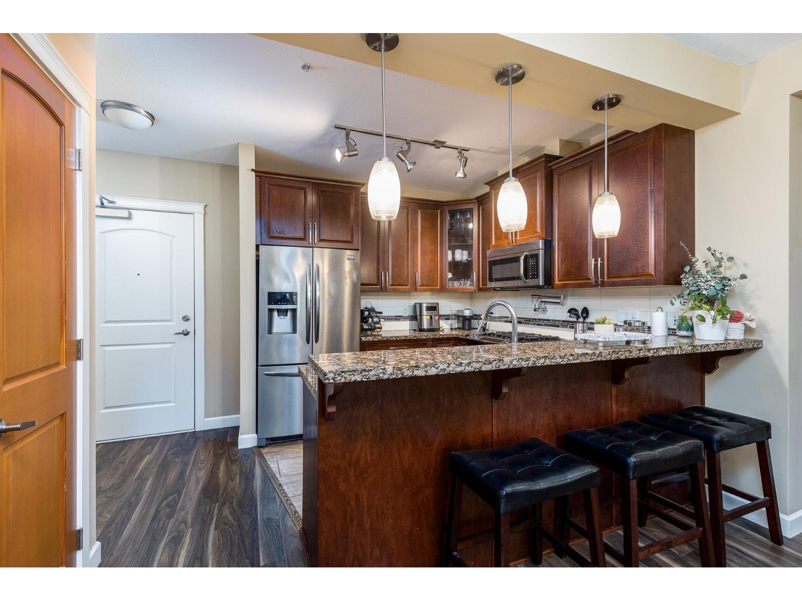 Photo 4 of 224 8157 207 Street, Langley BC