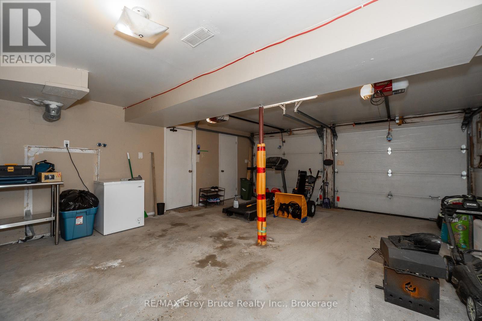 Photo 29 of 260 8th A Avenue E, Owen Sound ON