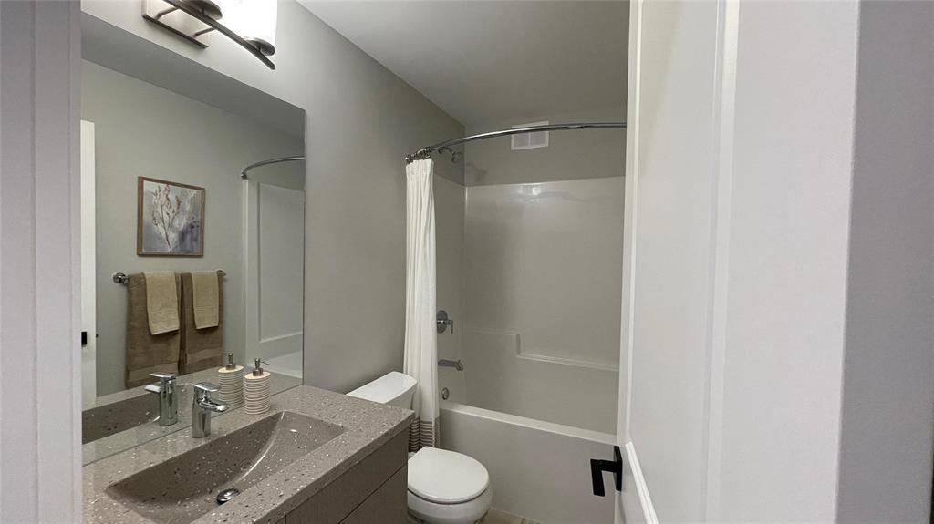 Photo 4 of 182 Rangeview Way, Winnipeg MB