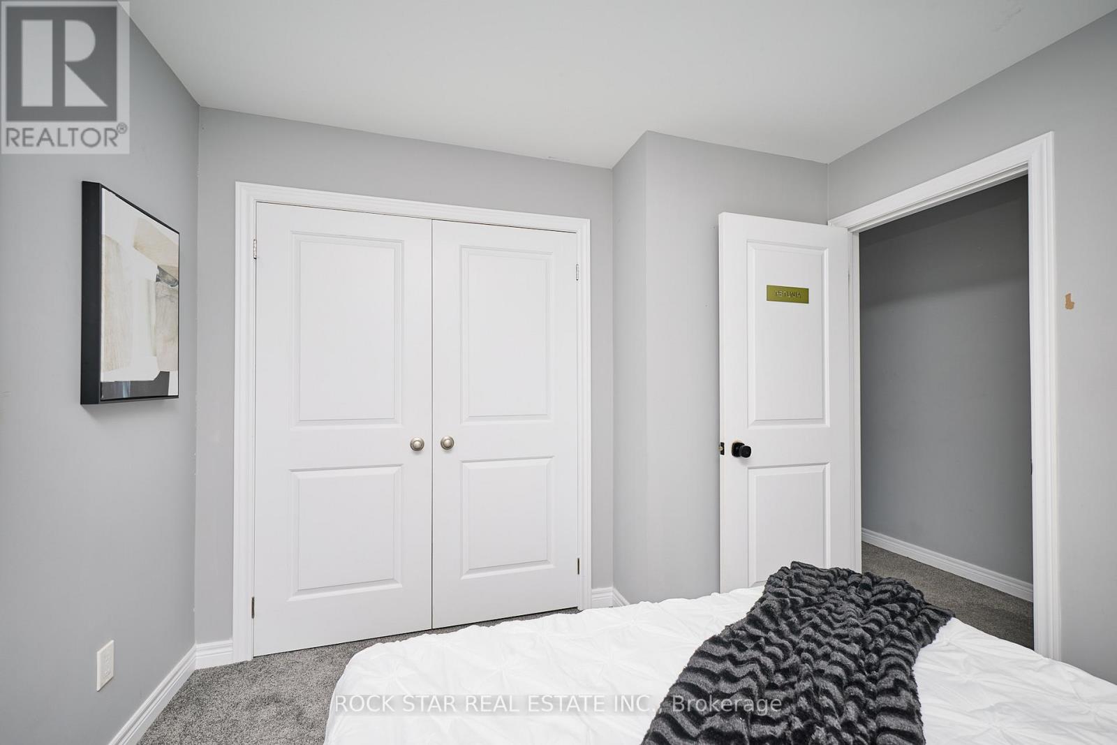 Photo 15 of 66 B Battle Street, Thorold ON