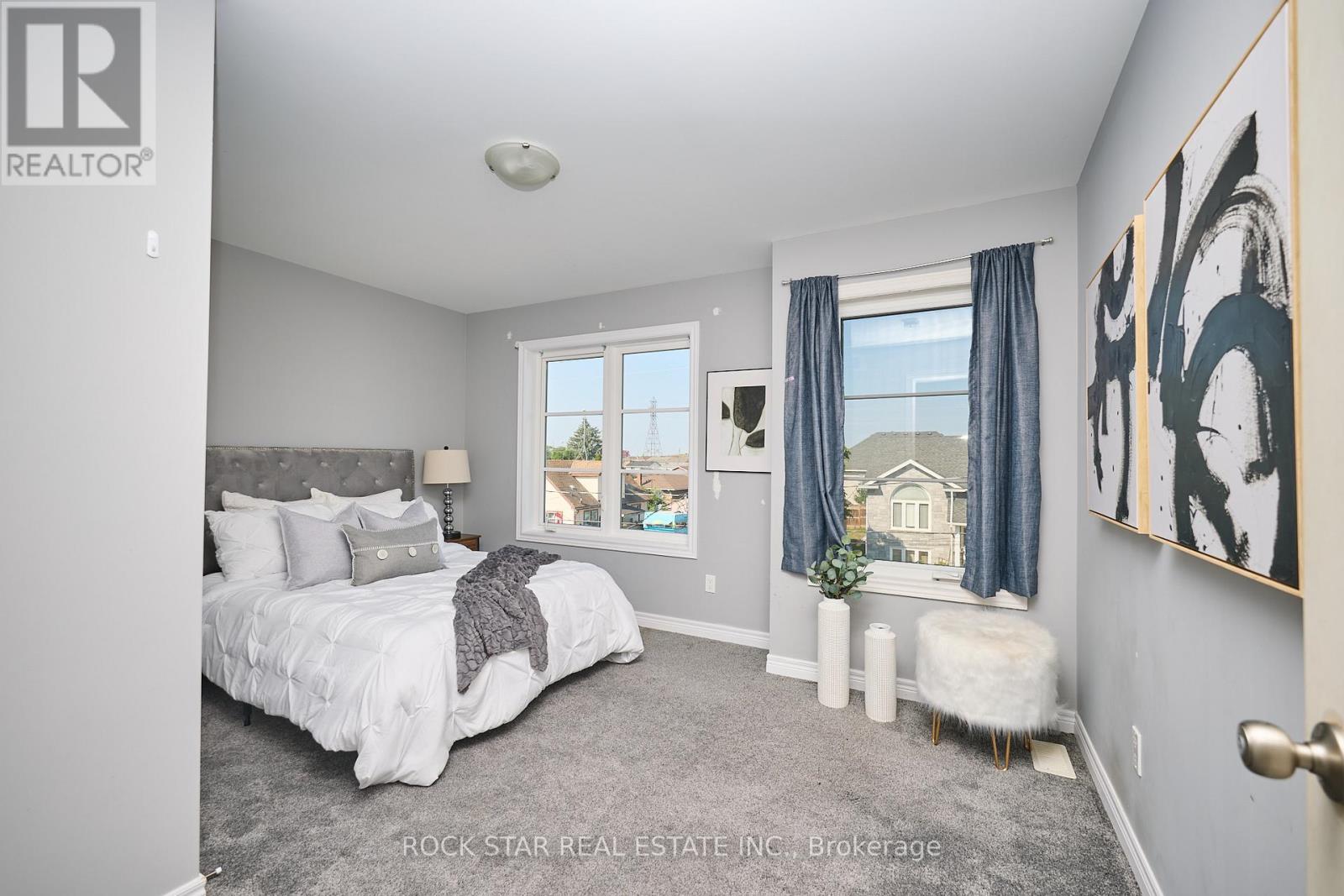 Photo 16 of 66 B Battle Street, Thorold ON
