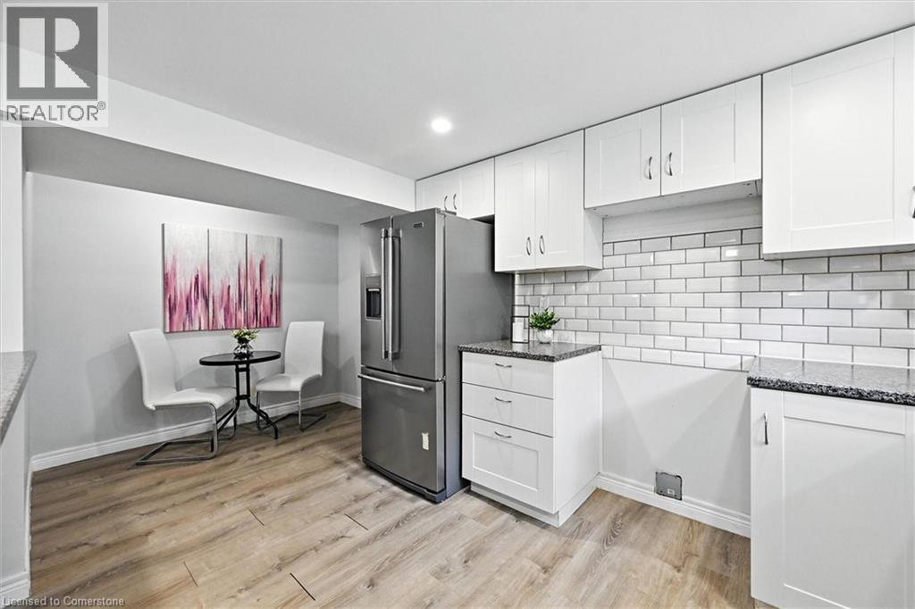 Photo 2 of 29 West 21st Street, Hamilton ON