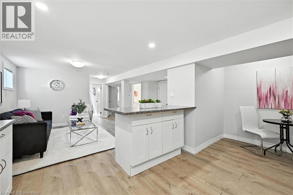 Photo 26 of 29 West 21st Street, Hamilton ON