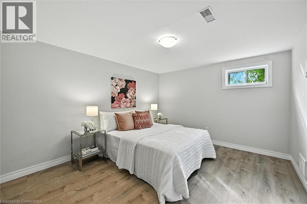 Photo 8 of 29 West 21st Street, Hamilton ON