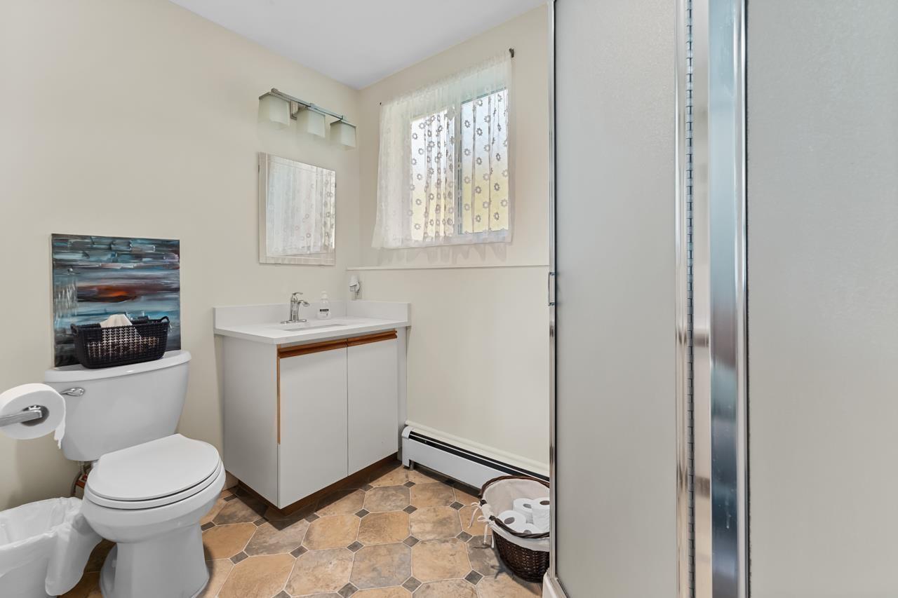 Photo 36 of 15837 Pacific Avenue, White Rock BC