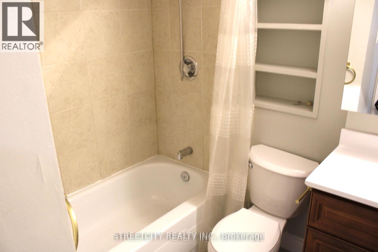 Photo 46 of 437 Charlotte Street, London East ON