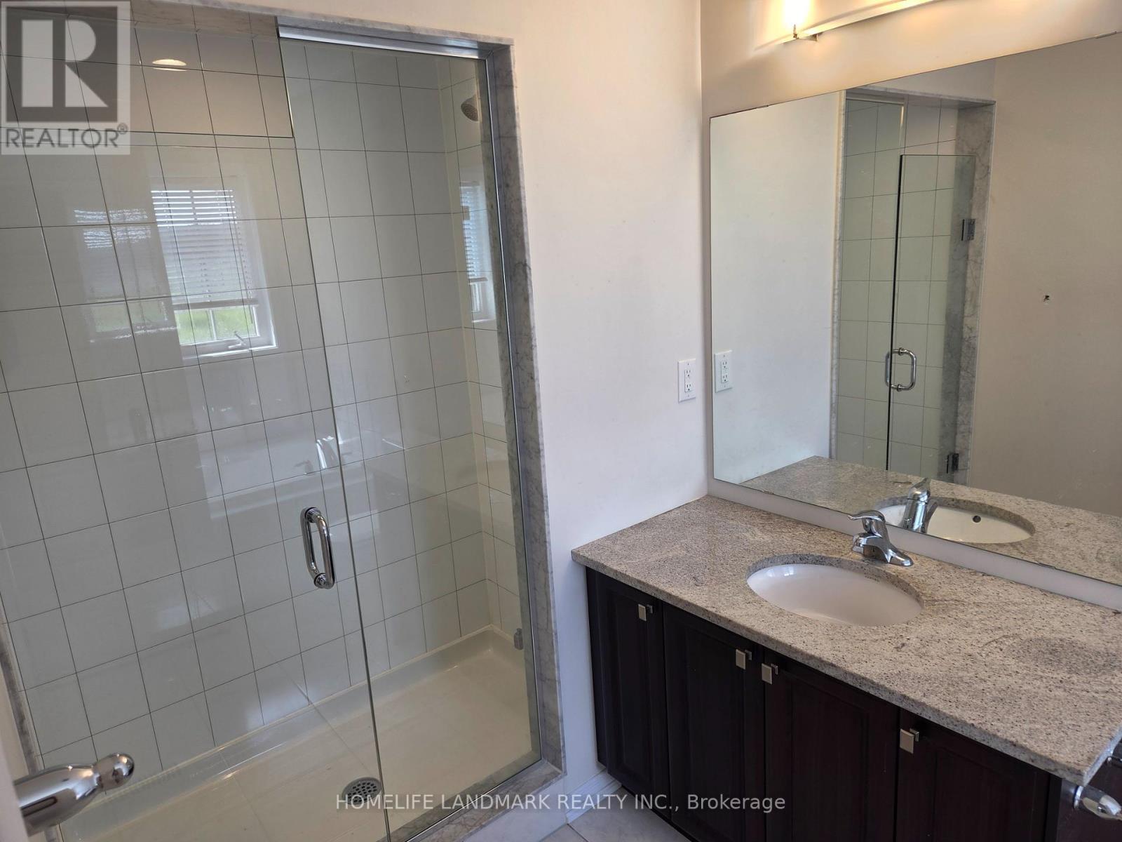 Photo 24 of 8834 Sourgum Avenue, Niagara Falls ON