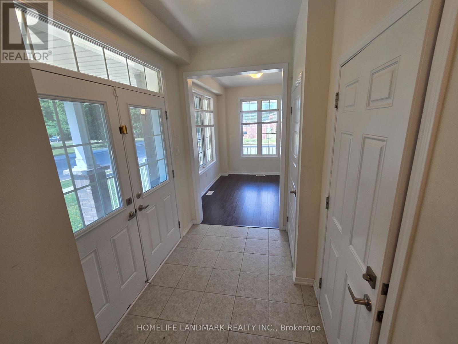 Photo 15 of 8834 Sourgum Avenue, Niagara Falls ON
