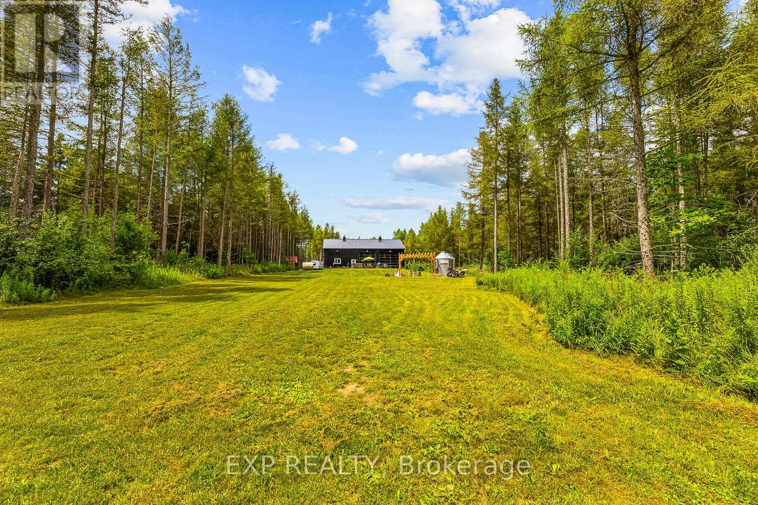 Photo 35 of 9307 Sideroad 9 Side Road, Erin ON
