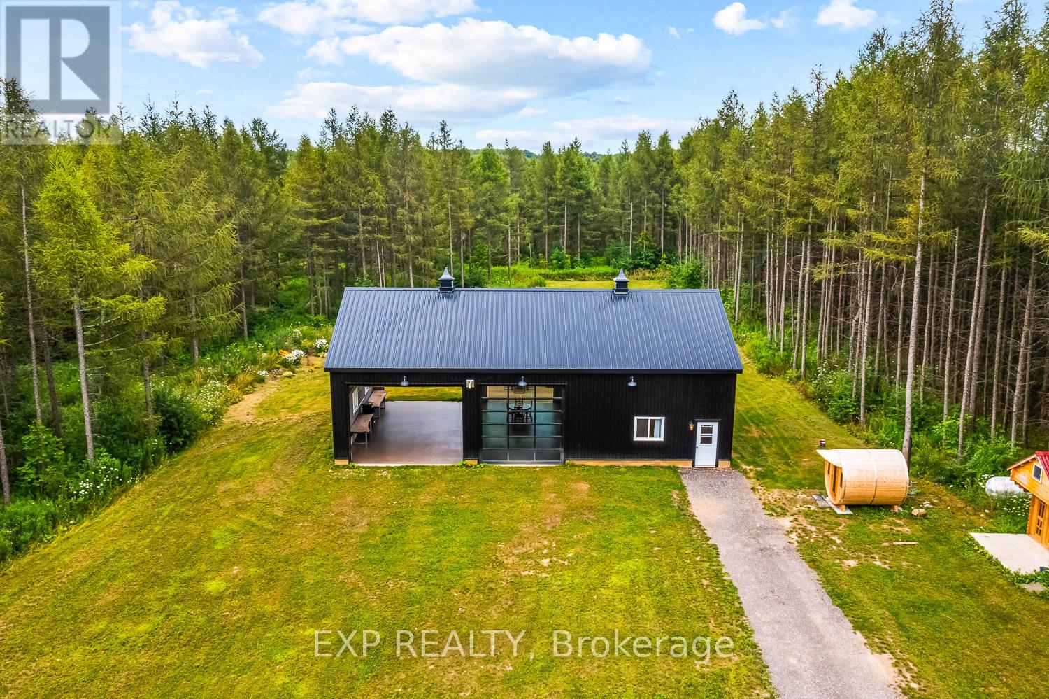 Photo 3 of 9307 Sideroad 9 Side Road, Erin ON