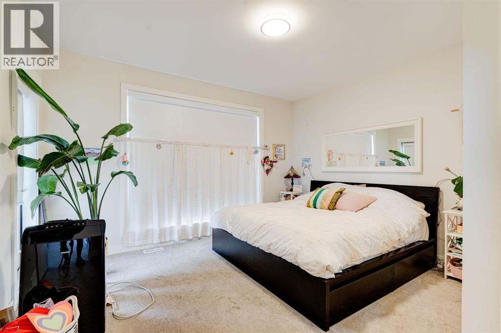 Single Family House for Sale in   Street Street Forest Lawn Calgary 