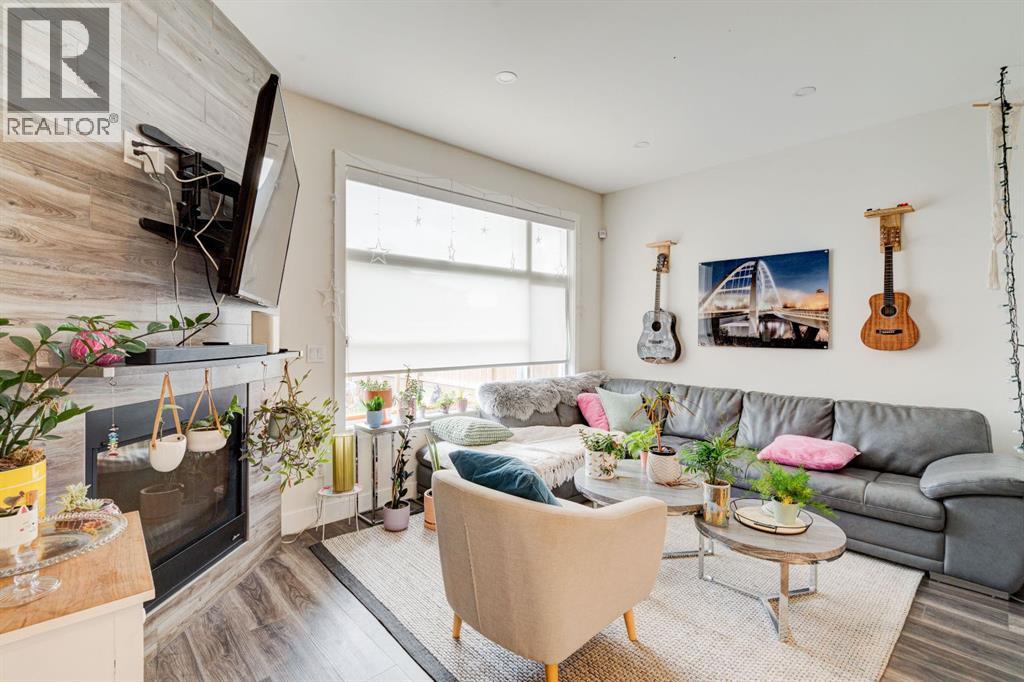 Single Family House for Sale in   Street Street Forest Lawn Calgary 