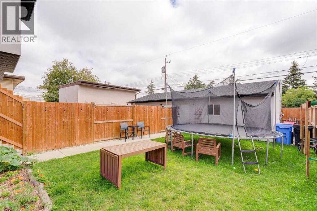 Single Family House for Sale in   Street Street Forest Lawn Calgary 